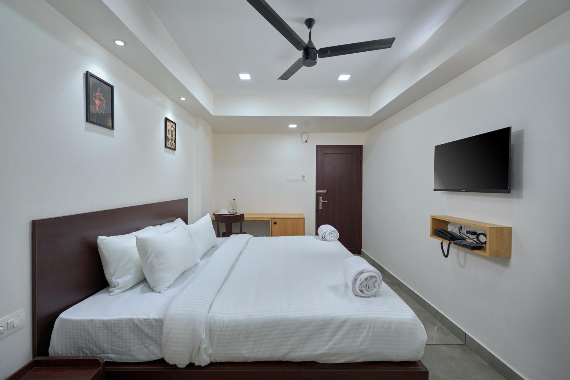 Reach Inn Kochi Екстер'єр фото